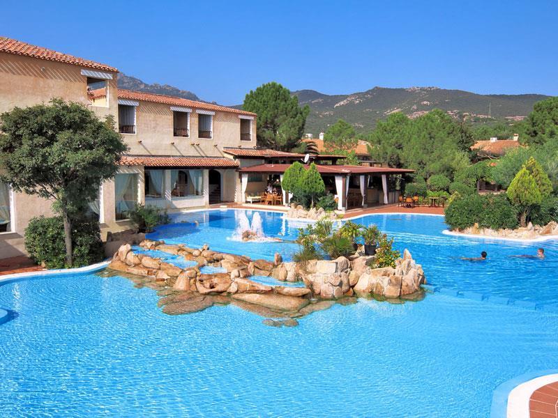 Colonna Hotel Du Golf Portisco Eksteriør bilde