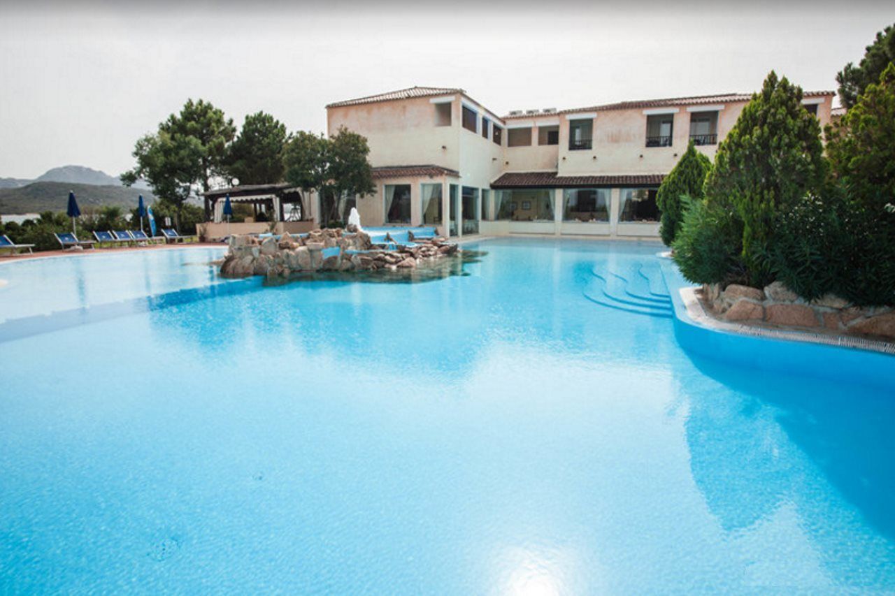 Colonna Hotel Du Golf Portisco Eksteriør bilde