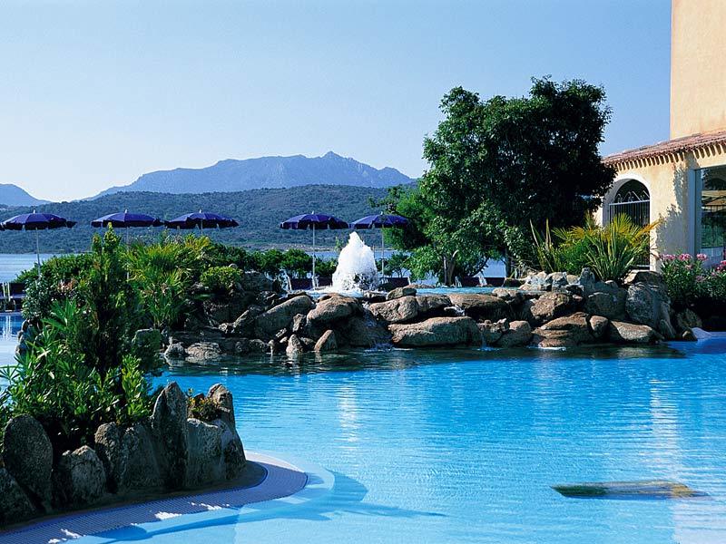 Colonna Hotel Du Golf Portisco Eksteriør bilde